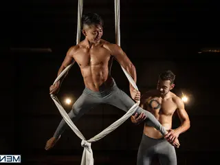 Muscular gymnasts having gay sex - Dante Colle & Dale